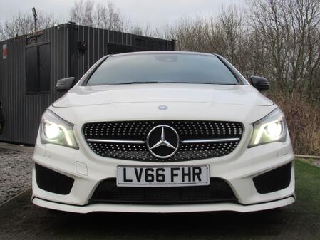 MERCEDES-BENZ CLA 2.1 CLA220d AMG Sport